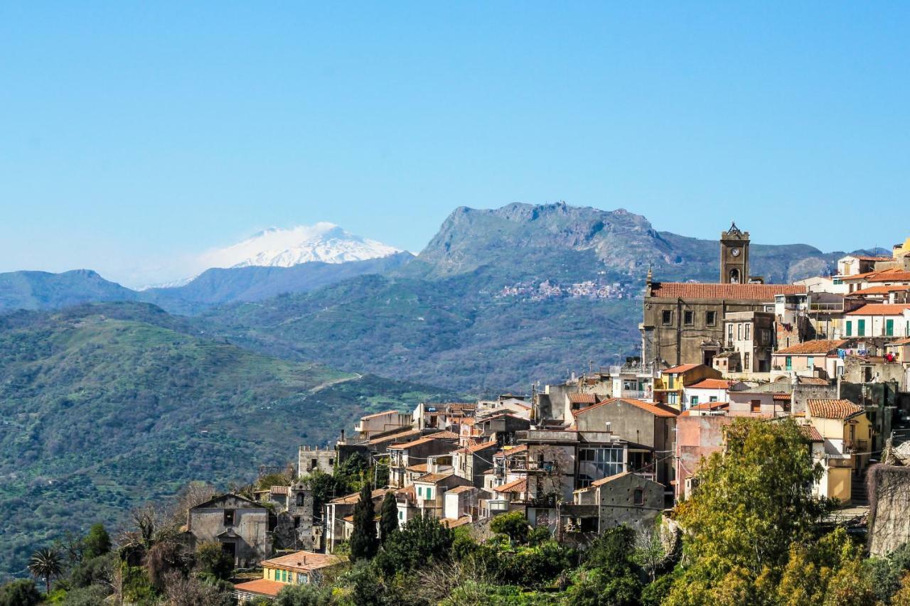 Due Sicilie Maison De Charme Casalvecchio Siculo Exteriér fotografie